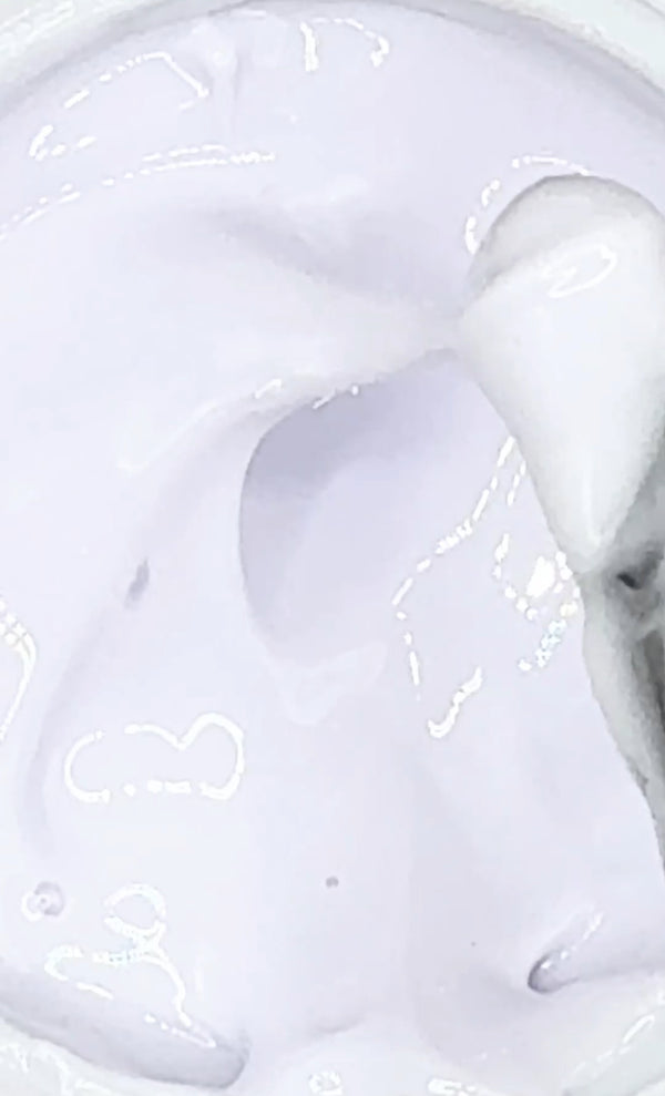 Sculpting Gel Polar White – dickviskoses, hochdeckendes UV/LED-Aufbaugel für moderne French- & Babyboomer-Nägel. Thixotrop, pinchbar & TPO-frei, 30g.